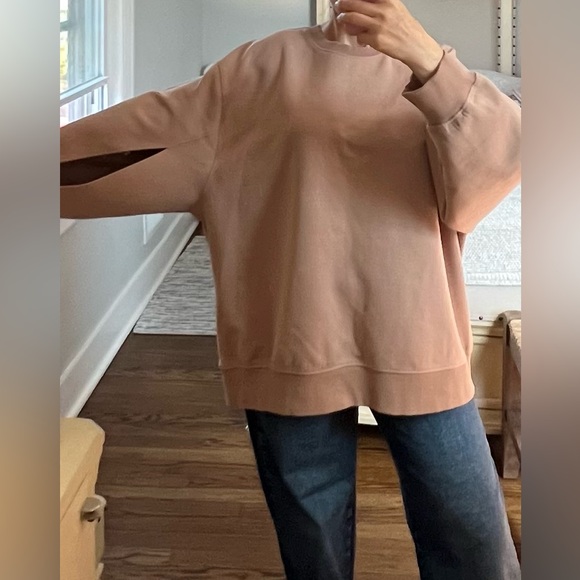 Sweatshirt - Picture 2 of 3